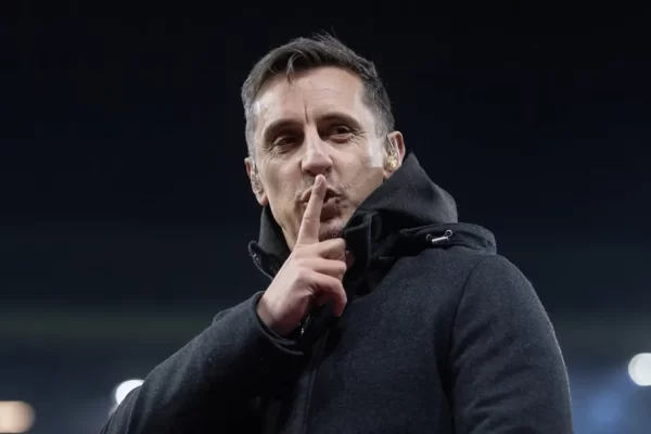 Neville analyzes the reasons why Arsenal are not good enough to win the Premier League this season.